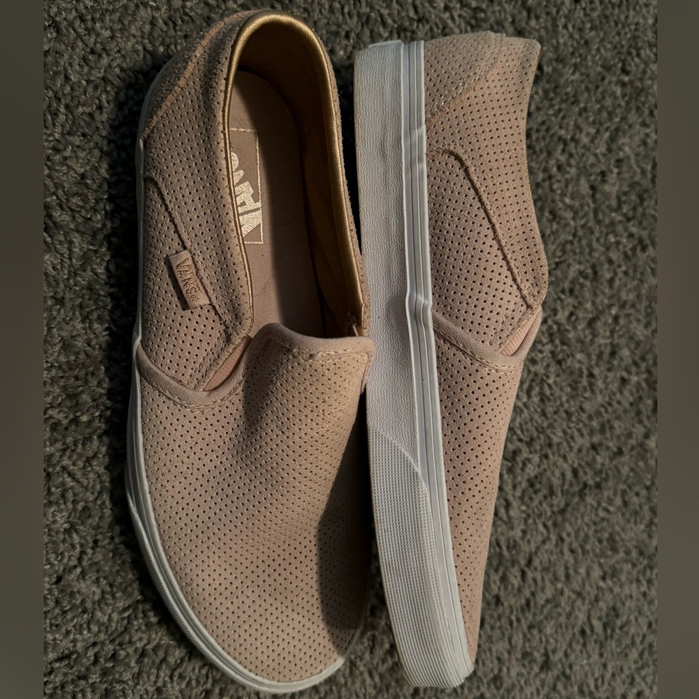 Vans Slip on Women’s size 9 light pink/mauve